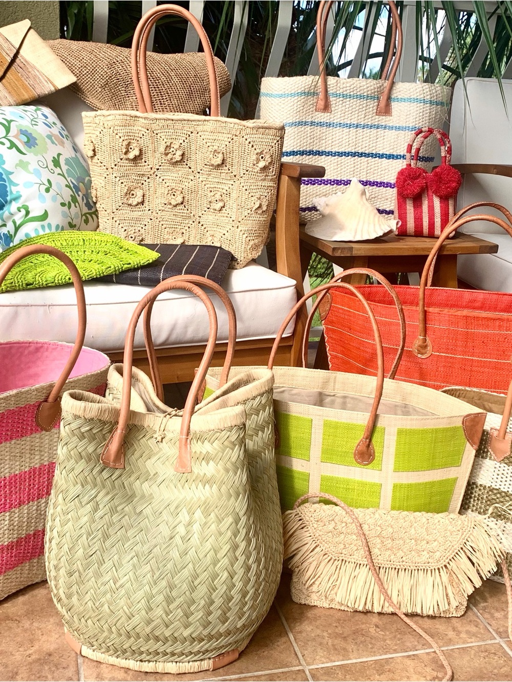 Authentic Artisan Handcr Woven Straw Tote Bag in Natural with Leather Handles
